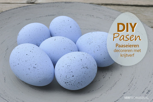 Paaseieren verven en bespikkelen met krijtverf