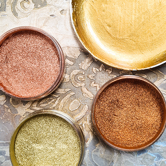 Metallic verf, bladmetaal, verguldwas en metallic poeder