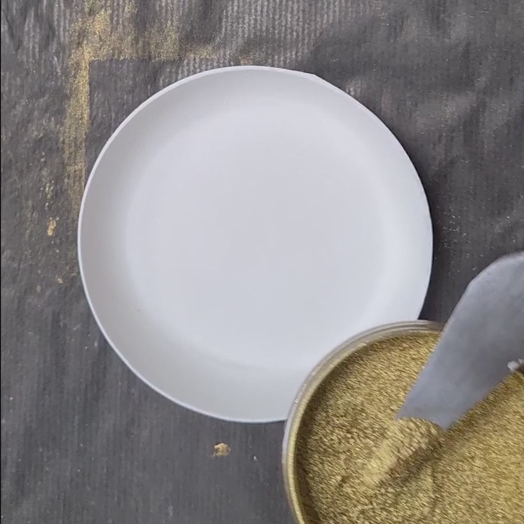 Hoe meng je Abbondanza Metallic Powder met vernis?