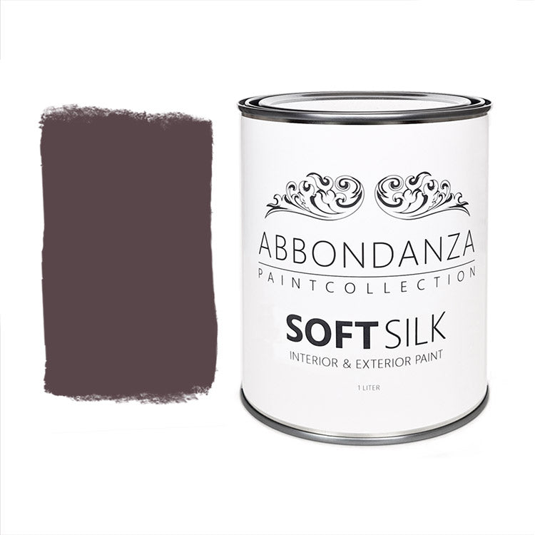 Lak Soft Silk Aubergine is een paarse aubergine kleur 