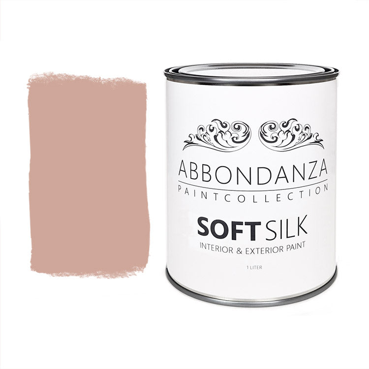 Lak Soft Silk Nude is een vergrijsde oudroze tint