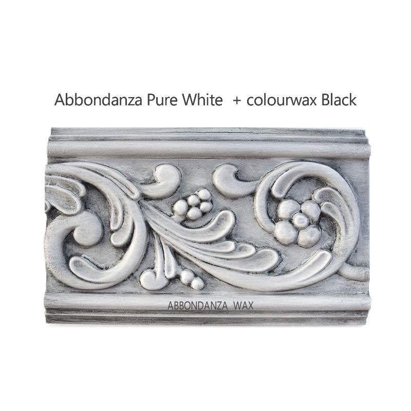 Abbondanza Colourwax Black op krijtverf Pure White