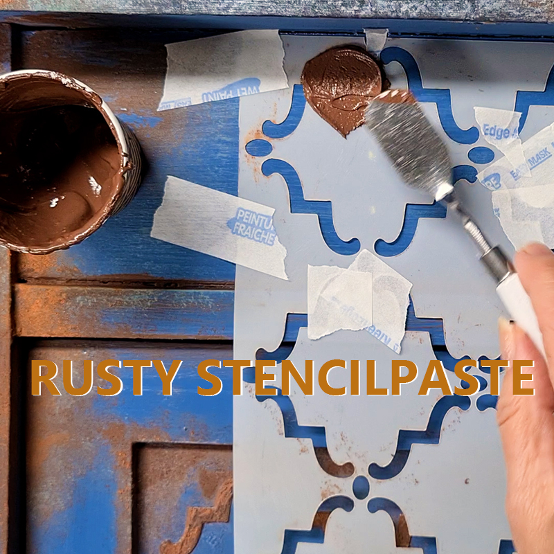 Maak een stencilpasta van Rusty Paint en marmerpoeder